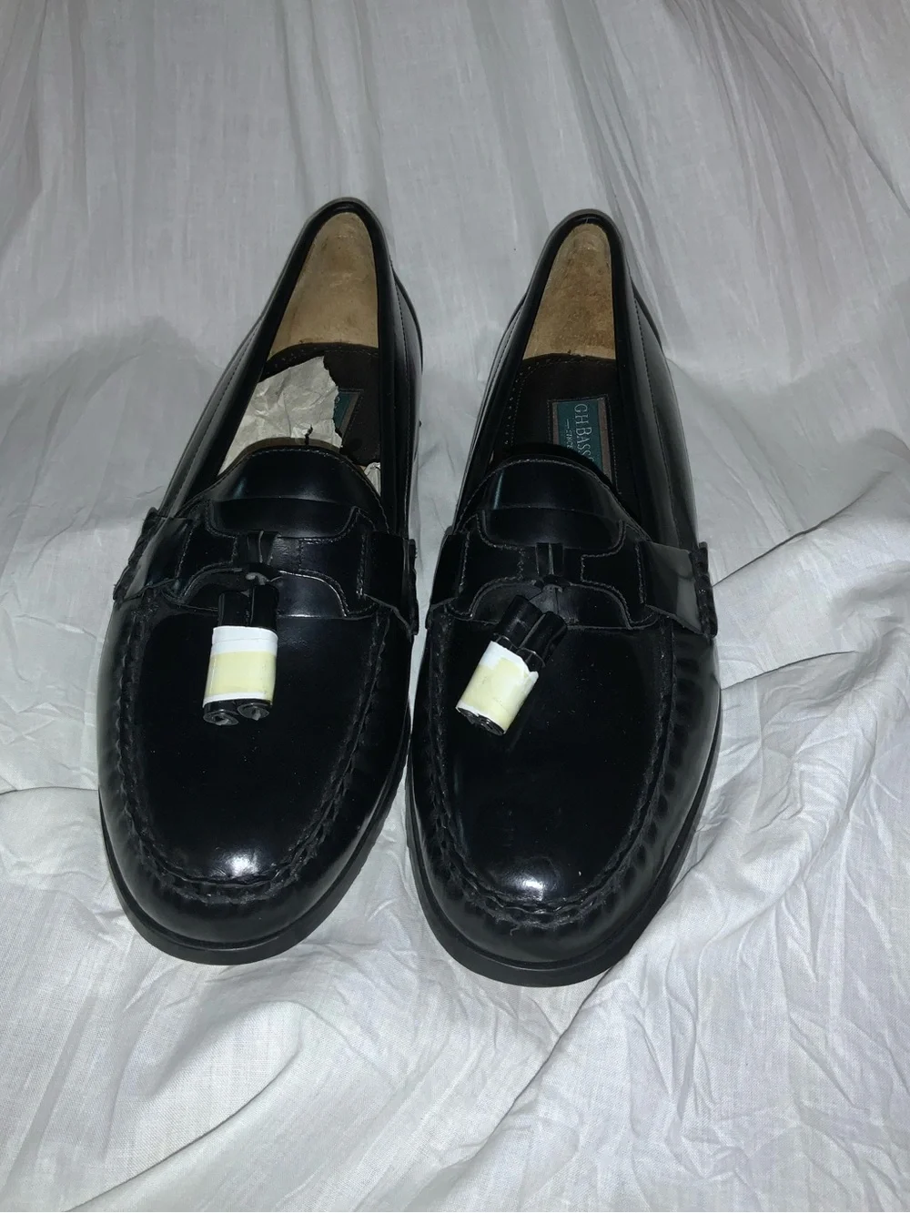 New G.H. Bass & co Clark tassel leather loafers. Never worn without box. Sz. 10M